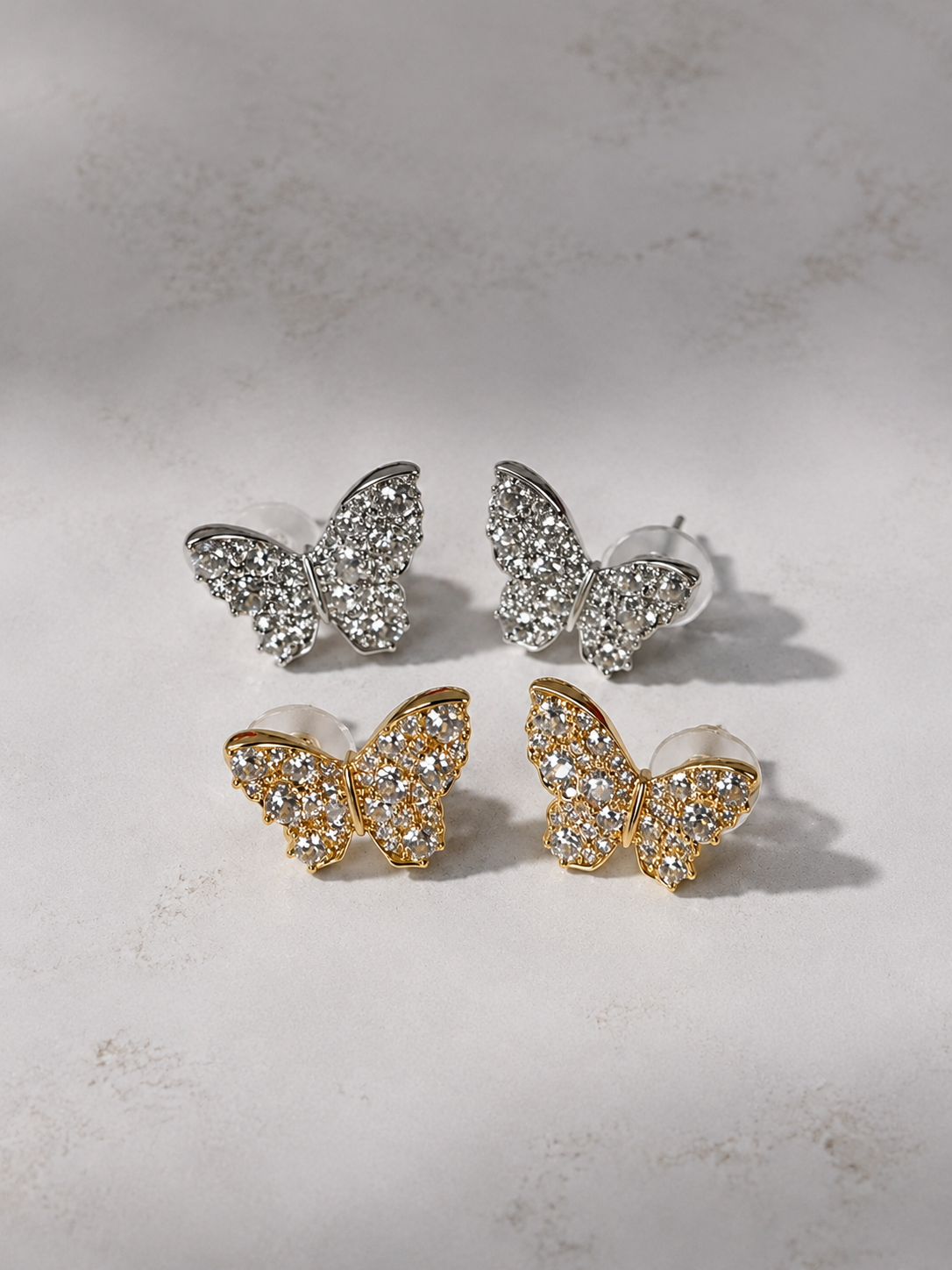 Brinco Borboleta Cravejado Strass Prata Dourado Brilhante