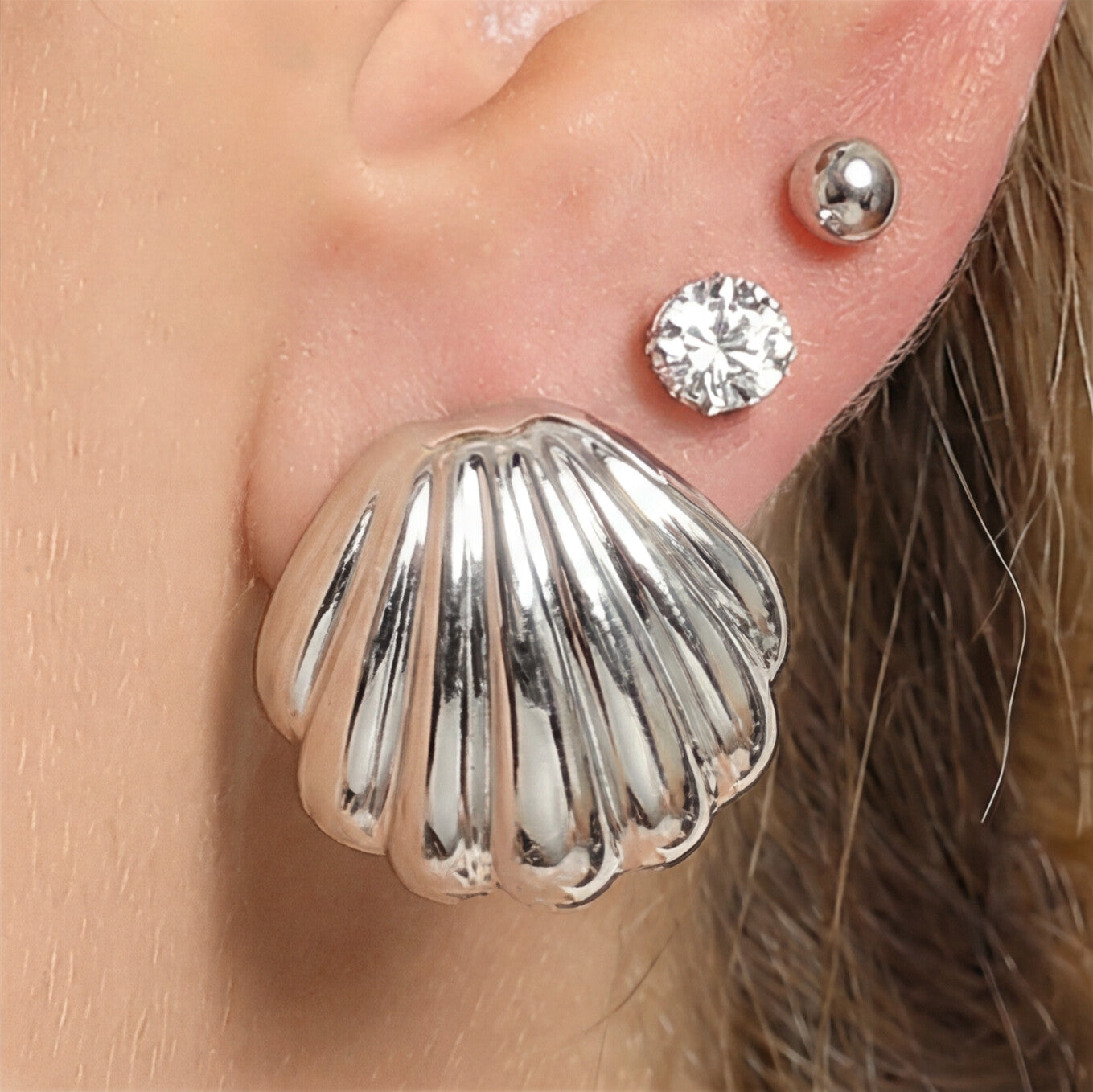 Kit 3 Brincos Prata com trio de brincos bolinha, strass e concha