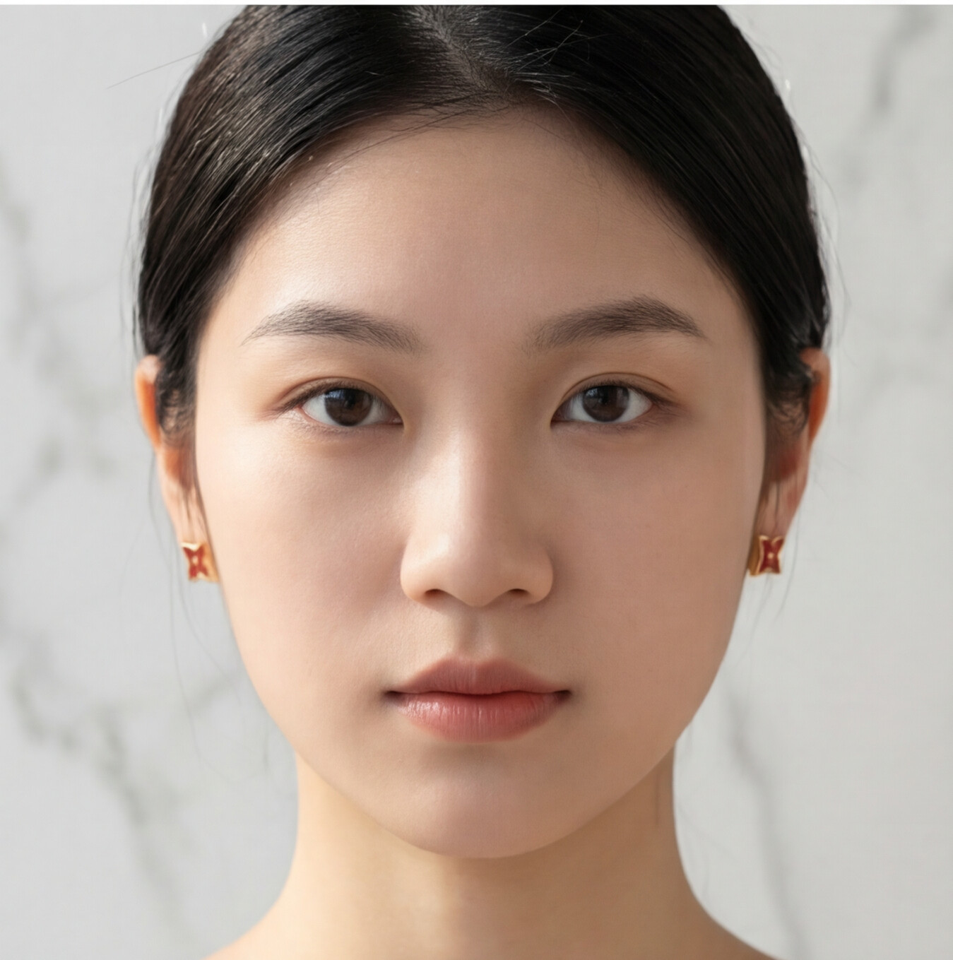 Kit Brincos Dourado e Vermelho em aço inoxidável com formatos variados