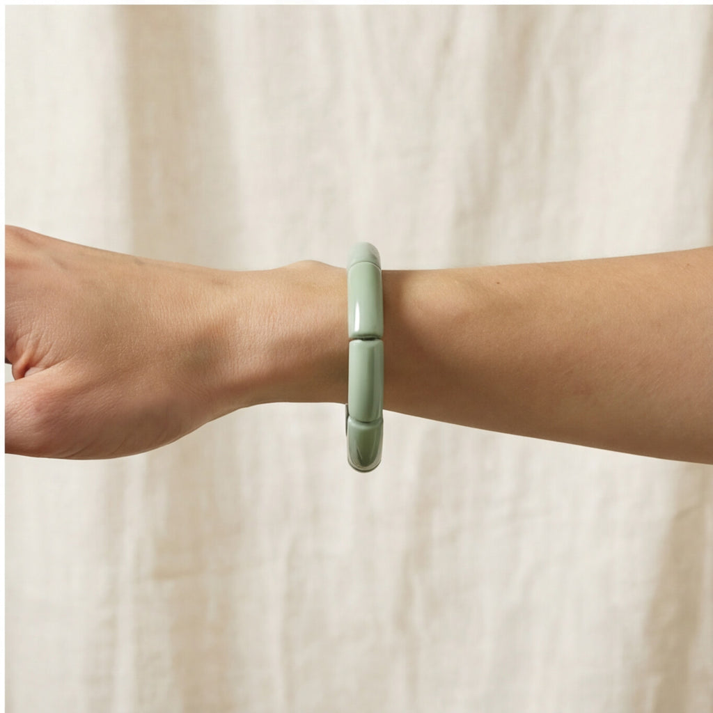 Pulseira Verde de Tubos Elos Curvos em Resina
