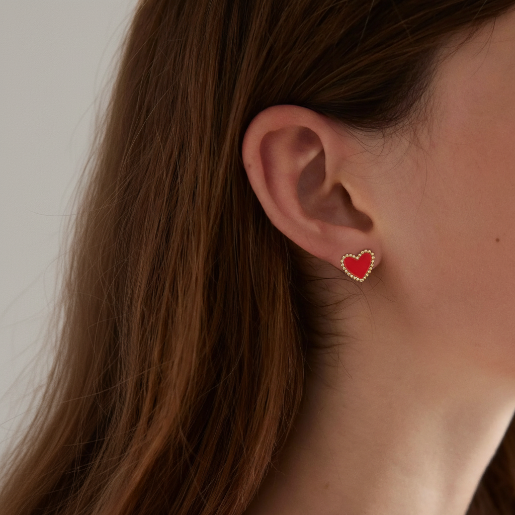 Kit 3 Brinco Dourado e Vermelho em aço inoxidável 316L com formatos de flor e coração