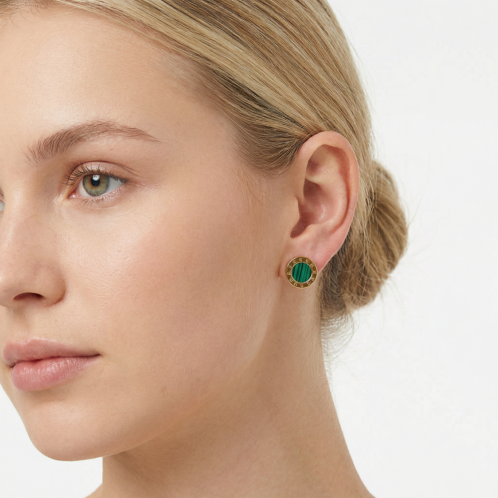 Kit 3 Brincos Dourado e Verde em aço inoxidável com detalhes verde e strass