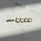 Kit Brincos Dourado e resina Branca em aço 316L com strass e detalhes em branco