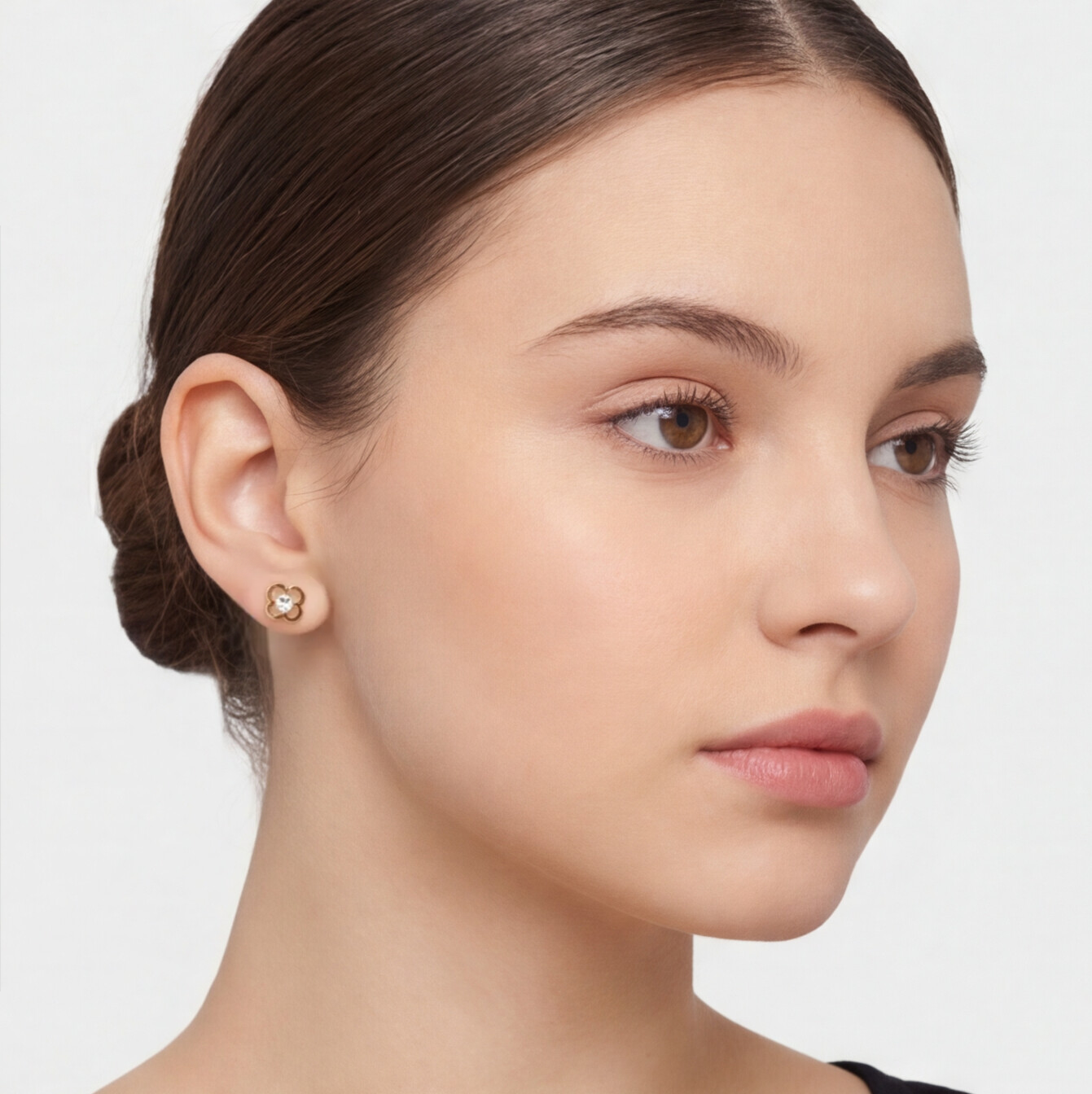 Kit 3 Brincos Dourado e Vermelho em aço inoxidável 316L com flores e cristais