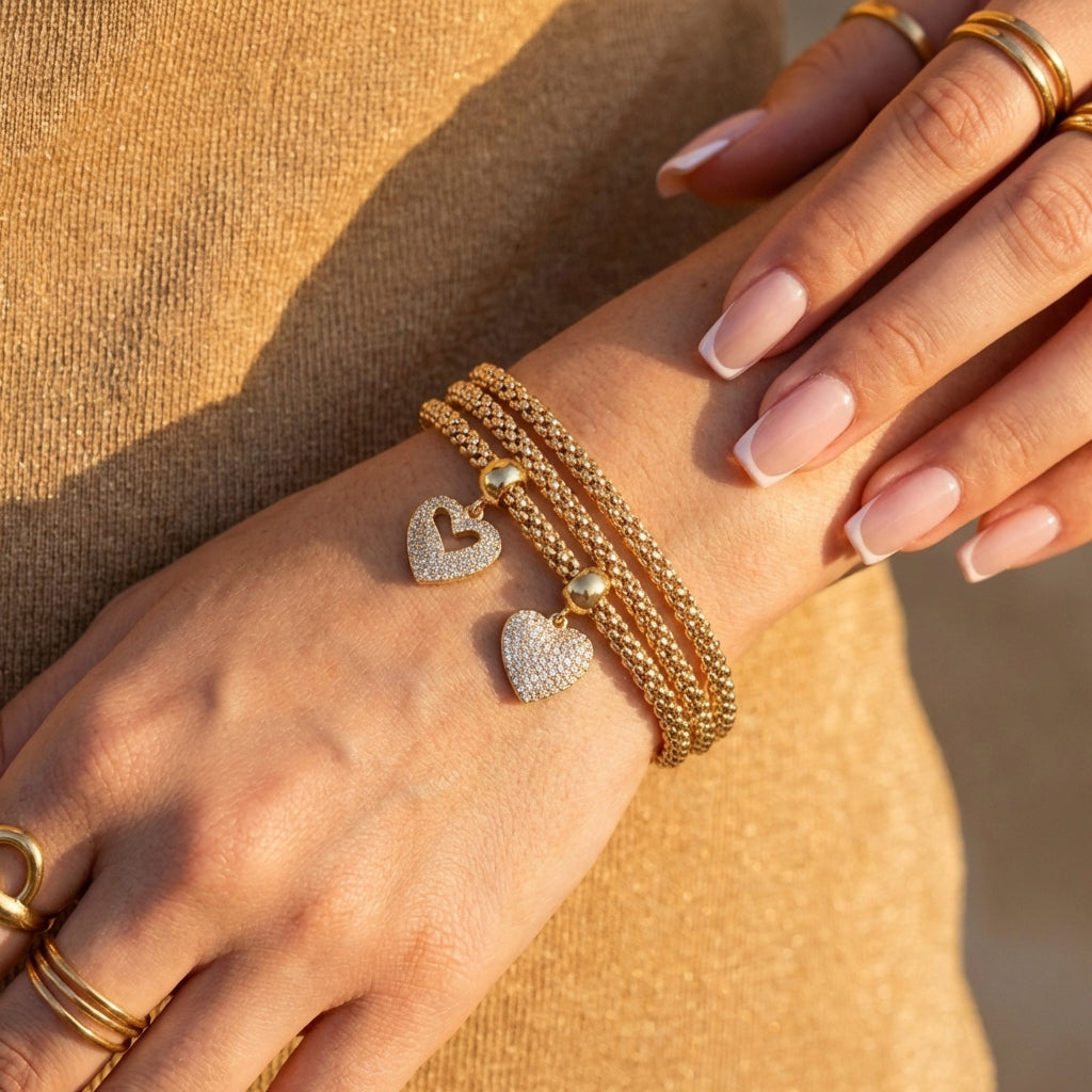 Conjuntos de Pulseiras Douradas com pingentes de coração e strass