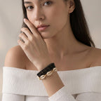Pulseira Preto e Natural com miçangas e búzios